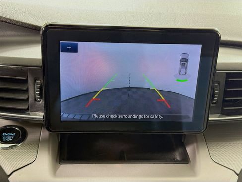 Used 2023 Ford Explorer XLT w/ Equipment Group 202A image 18