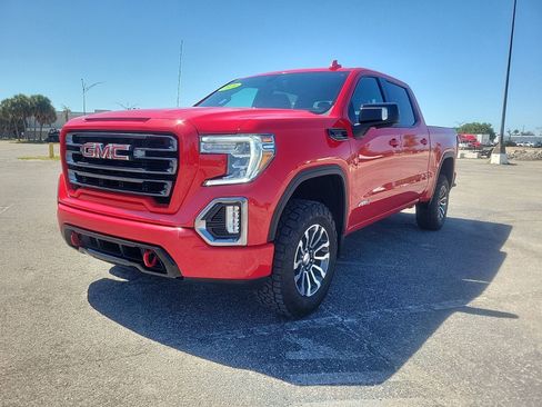 Used 2021 GMC Sierra 1500 AT4 w/ AT4 Preferred Package AWD/4WD image 2