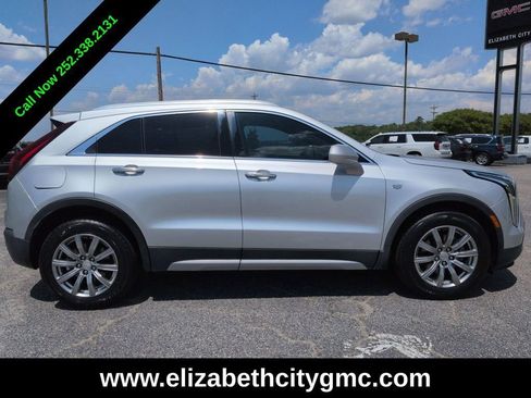 Used 2020 Cadillac XT4 Premium Luxury FWD image 3