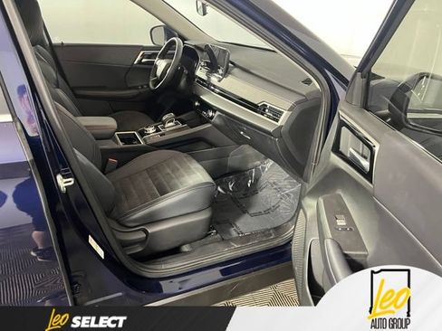 Used 2024 Mitsubishi Outlander SE AWD/4WD image 12