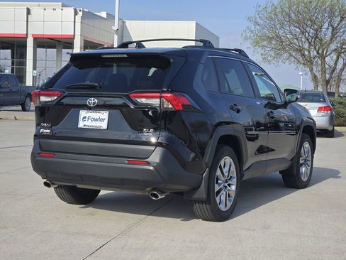 Used 2025 Toyota RAV4 XLE Premium w/ Weather Package image 7