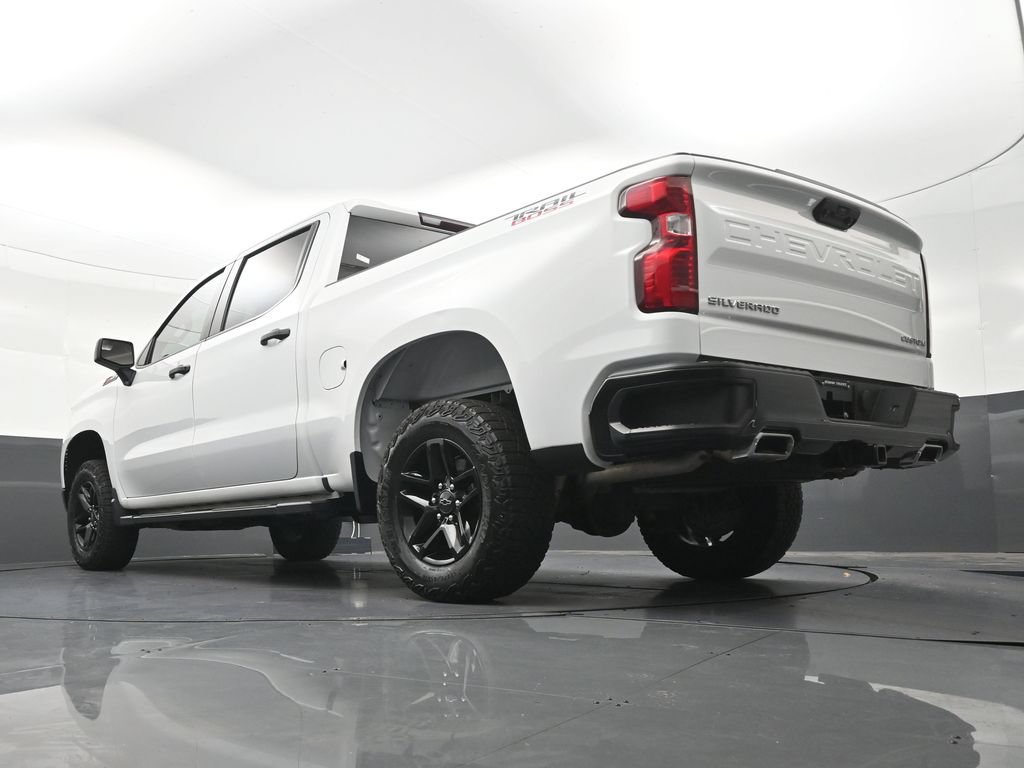Used 2024 Chevrolet Silverado 1500 Custom Trail Boss AWD/4WD image 27