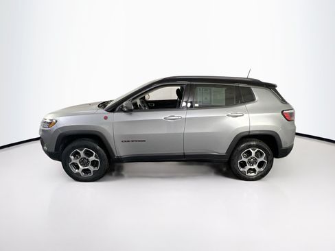 Used 2022 Jeep Compass Trailhawk w/ Sun and Sound Group AWD/4WD image 8
