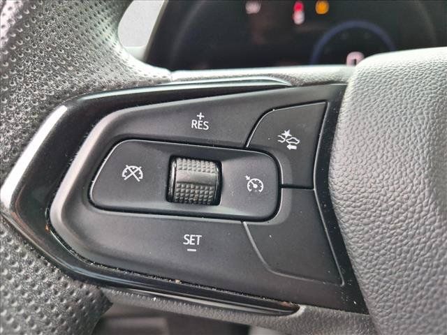 Used 2025 Chevrolet TrailBlazer LT AWD/4WD image 13