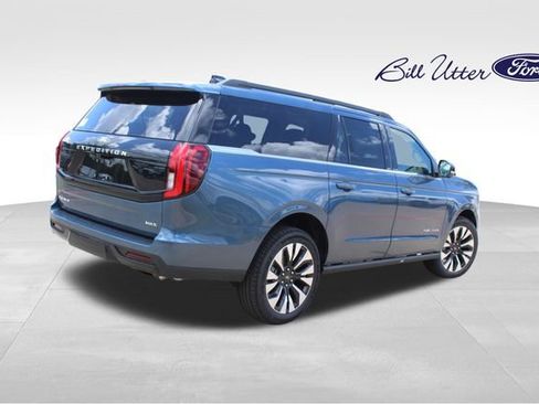 New 2027 Ford Expedition Max Platinum w/ Driver's Package AWD/4WD image 3