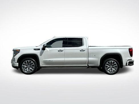 Used 2022 GMC Sierra 1500 Denali w/ Denali Reserve Package AWD/4WD image 7