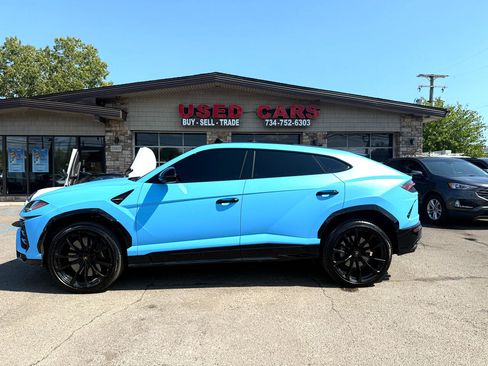 Used 2022 Lamborghini Urus image 5