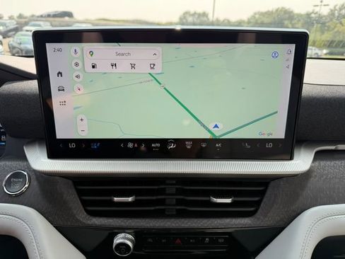 Used 2025 Ford Explorer Platinum w/ Ultimate Package image 28