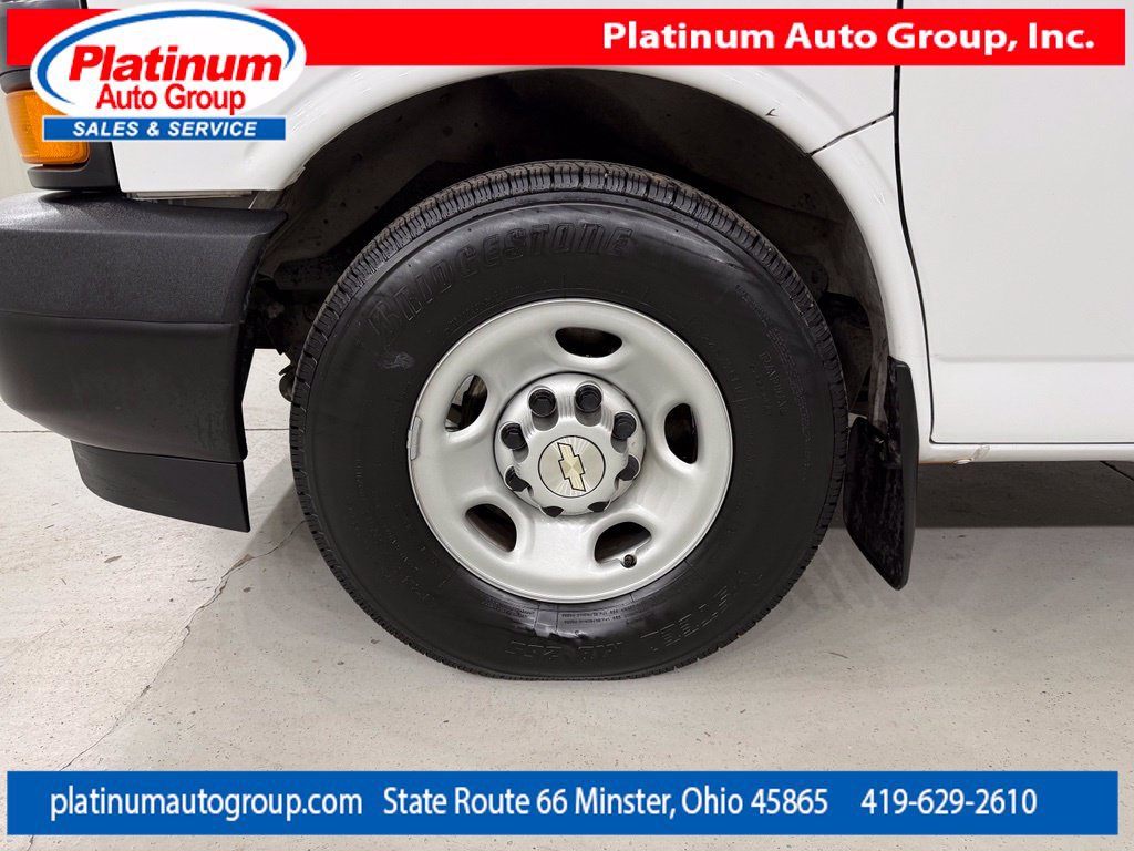 Used 2020 Chevrolet Express 3500 Extended w/ Driver Convenience Package RWD image 50