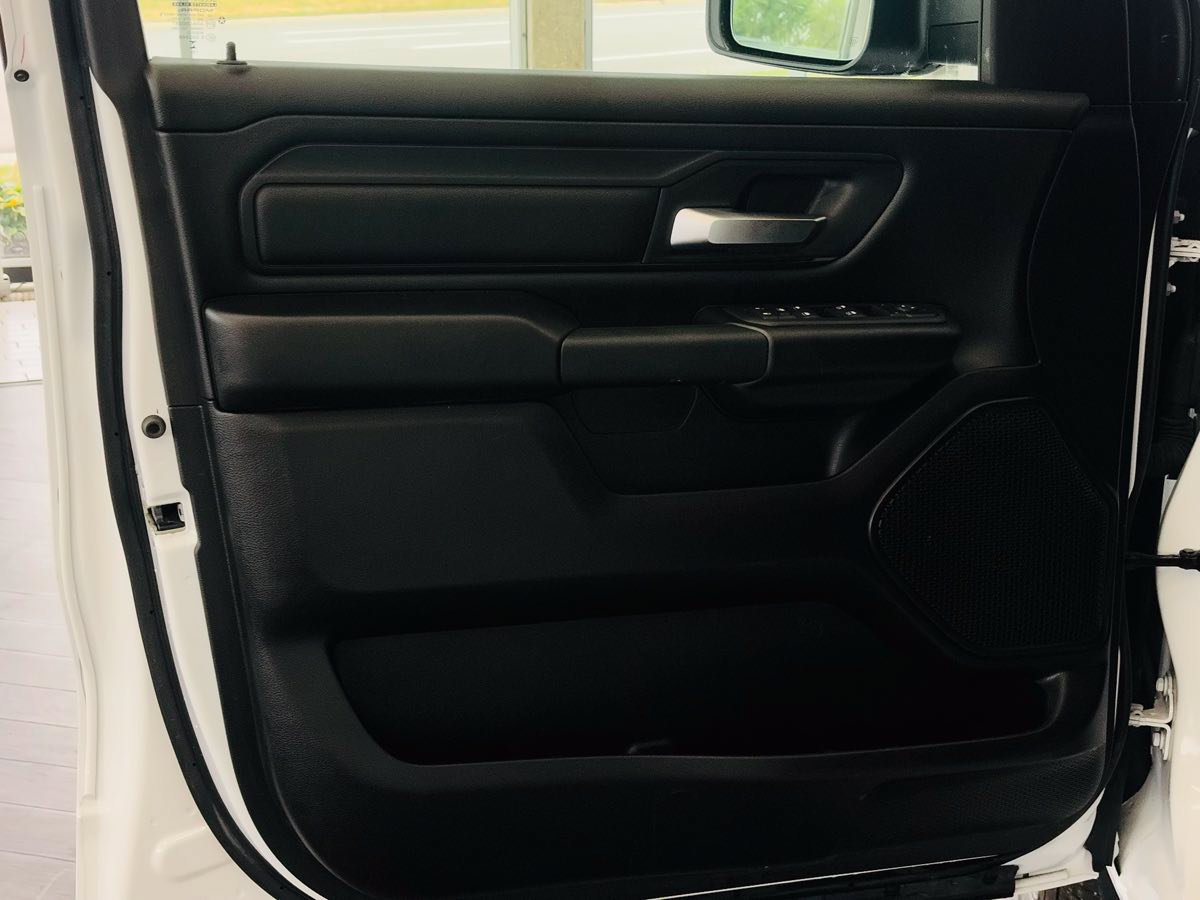 Used 2025 RAM 1500 Tradesman AWD/4WD image 32