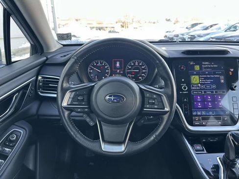 Used 2022 Subaru Outback Limited image 10