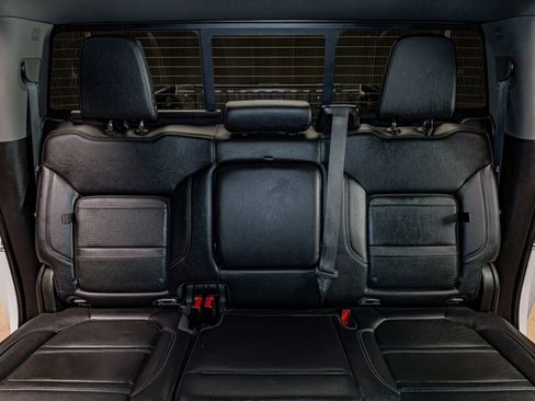 Used 2022 GMC Sierra 3500 Denali w/ Denali Ultimate Package image 23