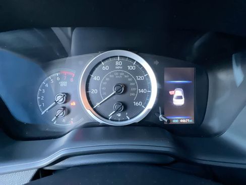 Used 2022 Toyota Corolla LE image 15