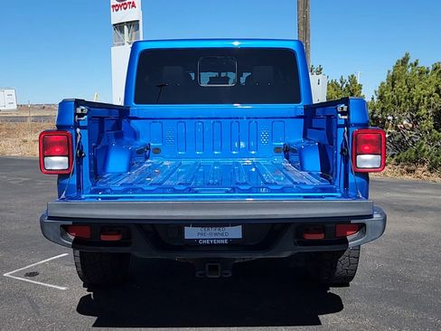 Used 2023 Jeep Gladiator Mojave w/ Cold Weather Group image 18