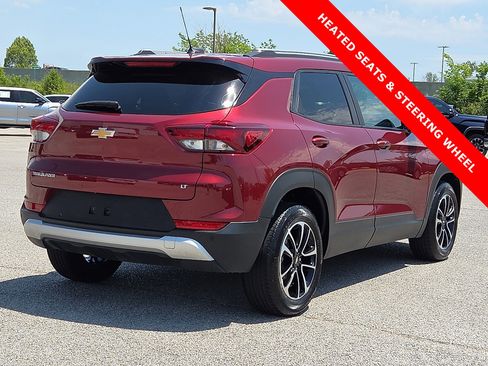 Used 2024 Chevrolet TrailBlazer LT w/ LT Cold Weather Package FWD image 5