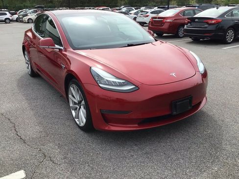 Used 2018 Tesla Model 3 Long Range image 4