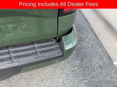 Used 2022 Nissan Frontier SV w/ Technology Package AWD/4WD image 18