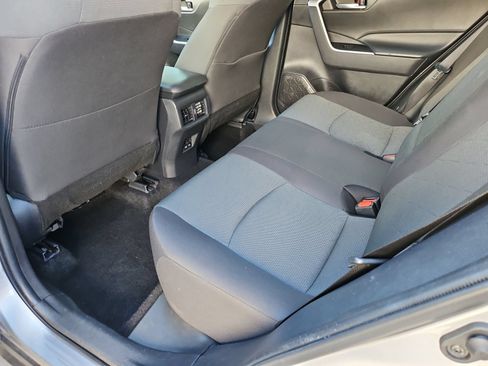 Used 2024 Toyota RAV4 XLE FWD image 33