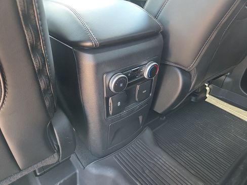 Certified 2022 Ford Explorer XLT w/ Equipment Group 202A AWD/4WD image 43