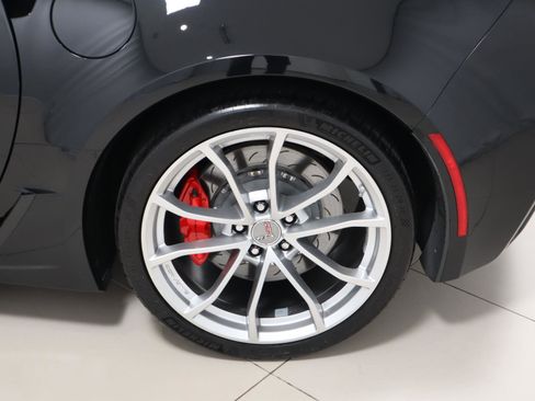 Used 2019 Chevrolet Corvette Grand Sport w/ Carbon Flash Badge Package image 9