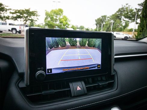Used 2023 Toyota RAV4 XLE FWD image 25