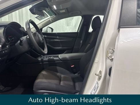 Used 2024 MAZDA MAZDA3 s FWD image 10