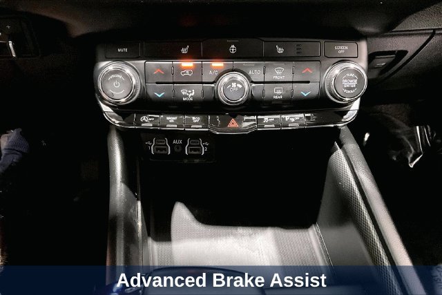 Used 2022 Dodge Durango GT w/ Blacktop Package AWD/4WD image 22