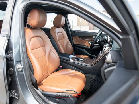 Used 2020 Mercedes-Benz C 300 4MATIC Sedan w/ AMG Line image 17