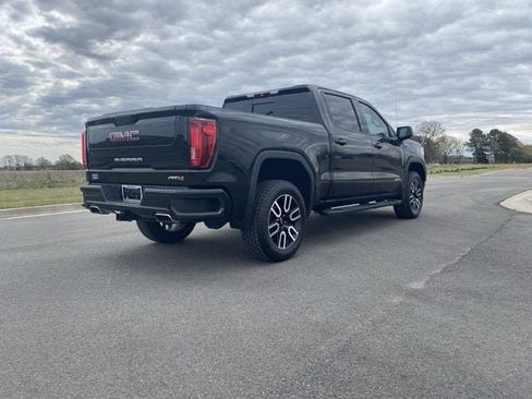 Used 2019 GMC Sierra 1500 AT4 w/ AT4 Premium Package image 5