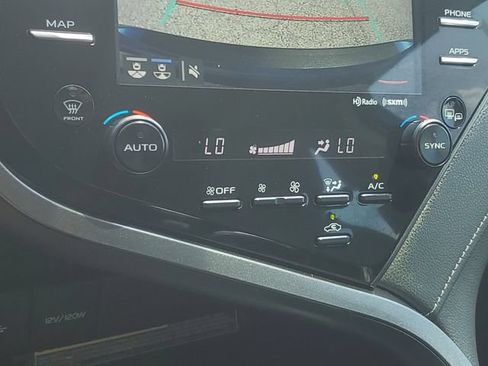 Used 2020 Toyota Camry XSE w/ Navigation Package FWD image 30