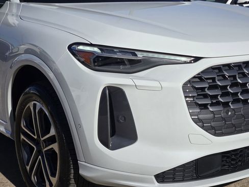 Certified 2025 Audi Q5 Premium Plus w/ Premium Plus image 9