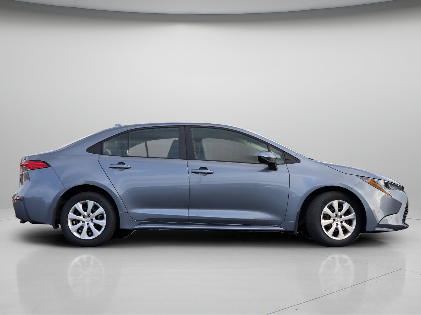 Used 2025 Toyota Corolla LE FWD image 23