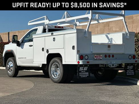 New 2025 GMC Sierra 3500 Pro w/ Convenience Package RWD image 6