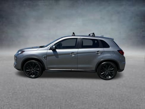 Used 2021 Mitsubishi Outlander Sport SE AWD/4WD image 2