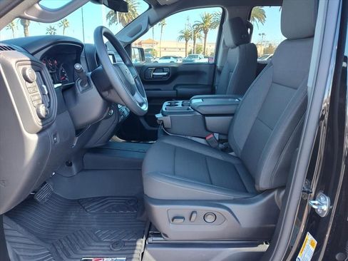New 2026 Chevrolet Silverado 1500 Custom Trail Boss w/ LPO, Dark Essentials Package AWD/4WD image 5