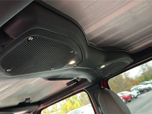 Used 2024 Jeep Wrangler Unlimited w/ Convenience Group image 22