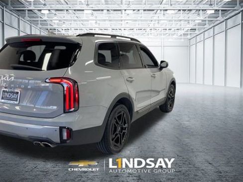 Used 2023 Kia Telluride EX X-Line image 9