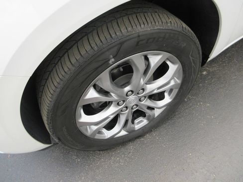 Used 2021 Buick Enclave Avenir w/ Avenir Technology Package AWD/4WD image 13