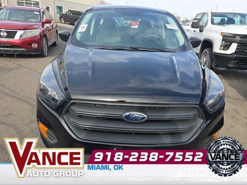 Used 2018 Ford Escape S image 4