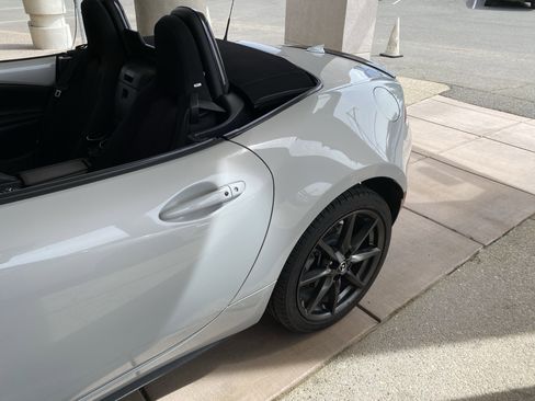 Used 2017 MAZDA MX-5 Miata Club image 53