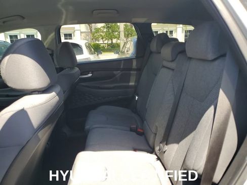 Certified 2023 Hyundai Santa Fe SE FWD image 9