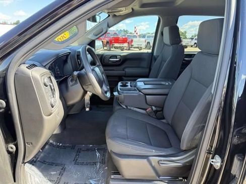 Used 2021 Chevrolet Silverado 1500 Custom Trail Boss w/ LPO, Dark Essentials Package AWD/4WD image 11