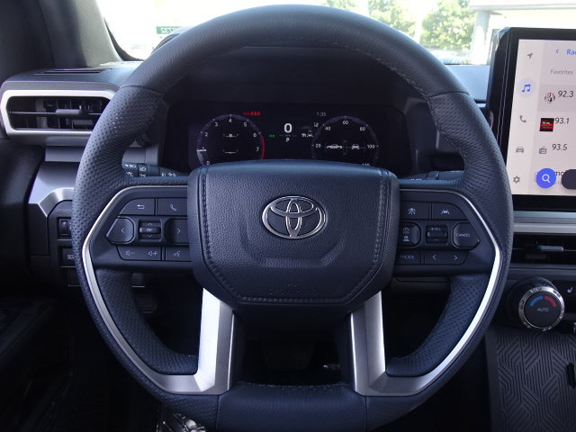 New 2026 Toyota Tacoma TRD Off-Road AWD/4WD image 17
