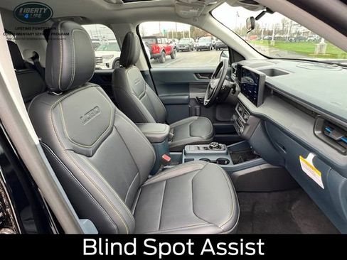 New 2025 Ford Maverick Lobo image 18