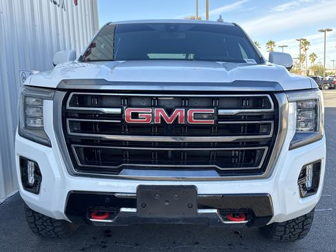 Used 2022 GMC Yukon AT4 w/ Max Trailering Package image 9