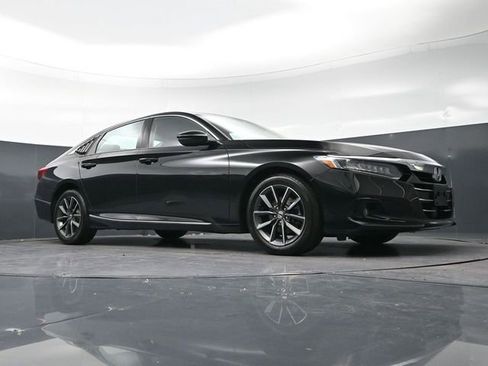 Used 2021 Honda Accord EX-L image 34