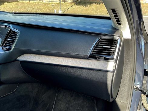 Used 2023 Volvo XC90 B6 Ultimate image 19