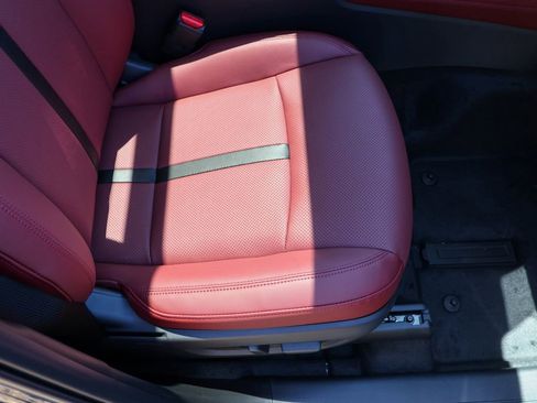 Used 2025 MAZDA CX-70 Plug-In Hybrid w/ Premium Plus image 39