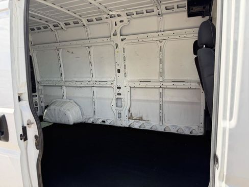Used 2023 RAM ProMaster 2500 FWD image 27