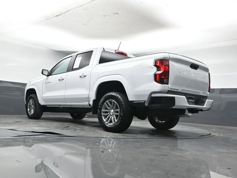 Used 2024 Chevrolet Colorado LT image 34